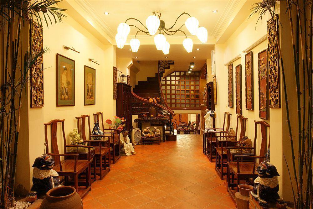 Khách sạn Classic Street